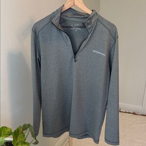 Vineyard Vines Performance Quarter-Zip Top sz M